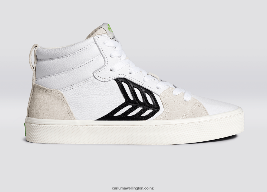 Men Cariuma White Premium Leather/Black TZ68P2148
