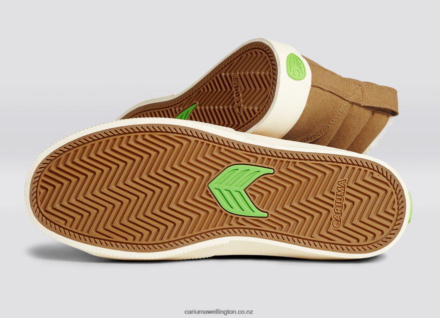 Men Cariuma Camel Suede TZ68P2193