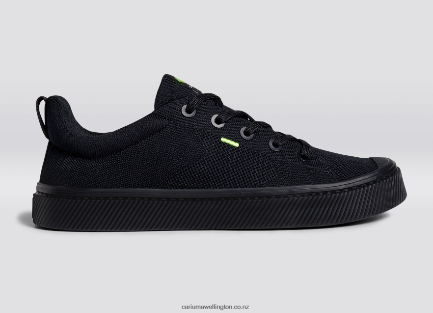 Men Cariuma All Black Knit TZ68P2180