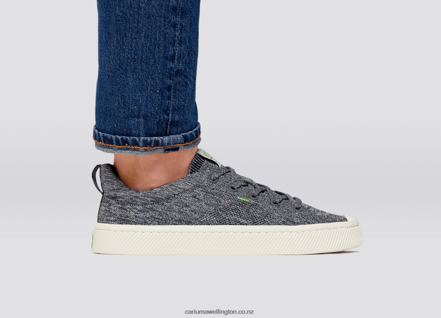 Men Cariuma Stone Grey Knit TZ68P2176