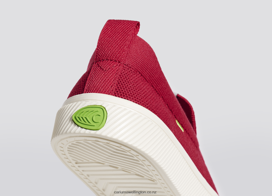 Men Cariuma Red Knit TZ68P2171