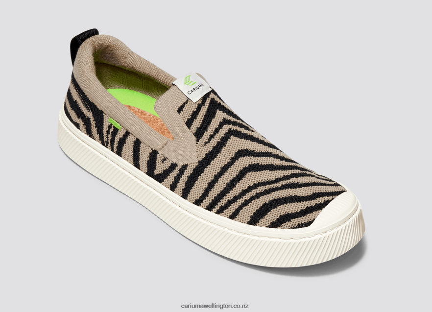 Men Cariuma Zebra Print Knit TZ68P2172