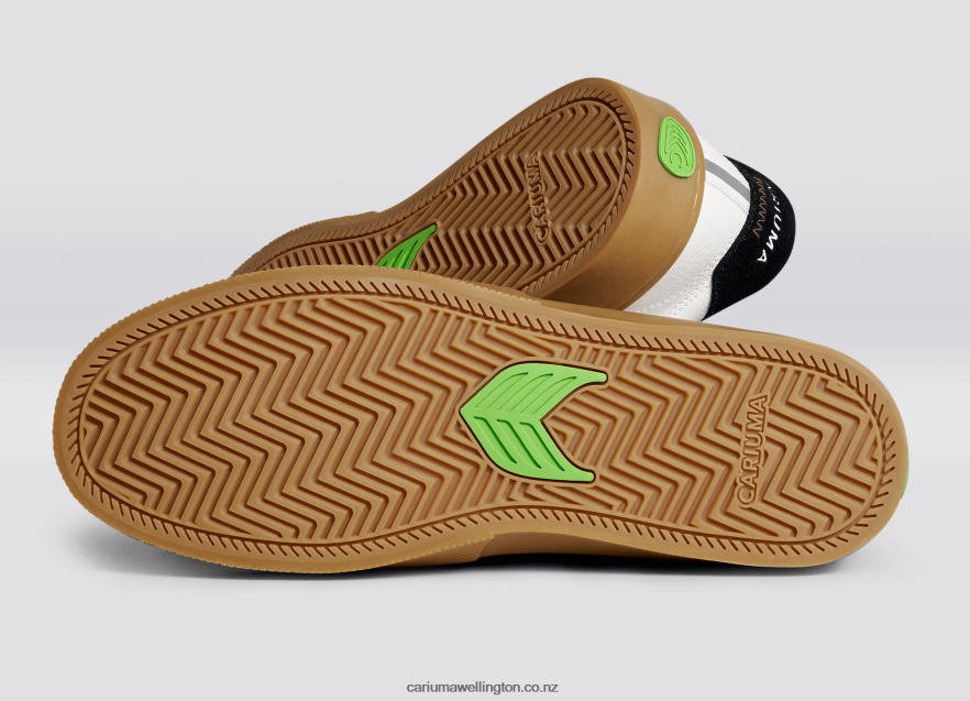 Men Cariuma Off-White Vintage Gum/Black TZ68P2107