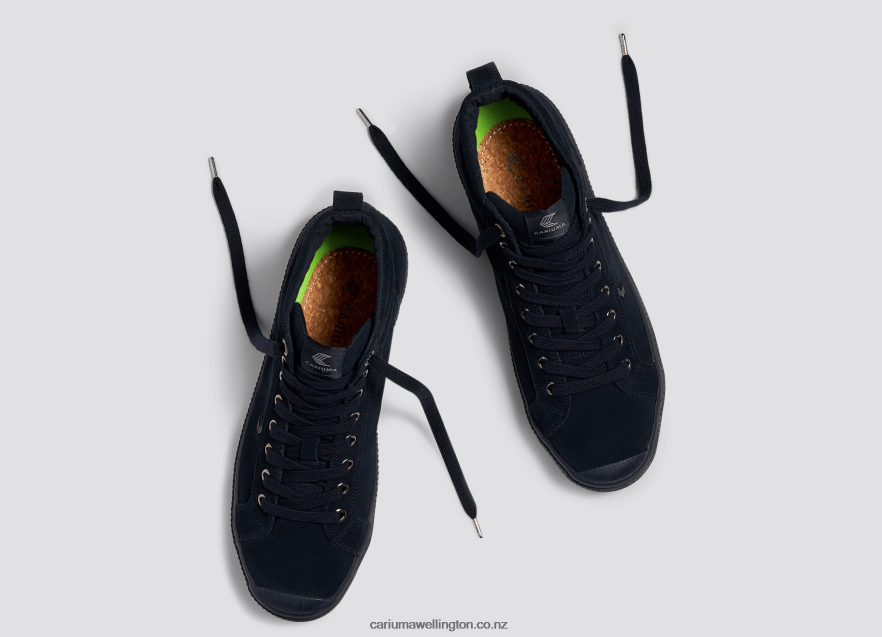 Men Cariuma All Black Suede TZ68P268