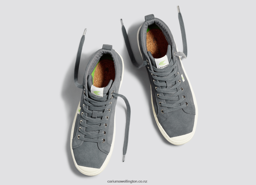 Men Cariuma Charcoal Grey Suede TZ68P260