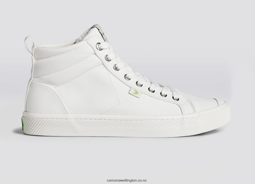 Men Cariuma Off-White Canvas TZ68P255