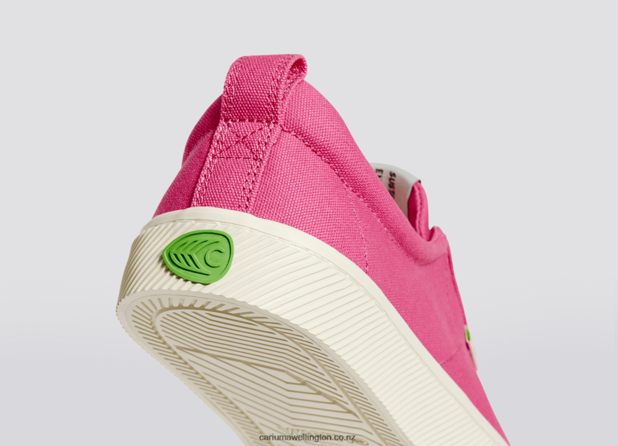Men Cariuma Bright Pink Canvas TZ68P224