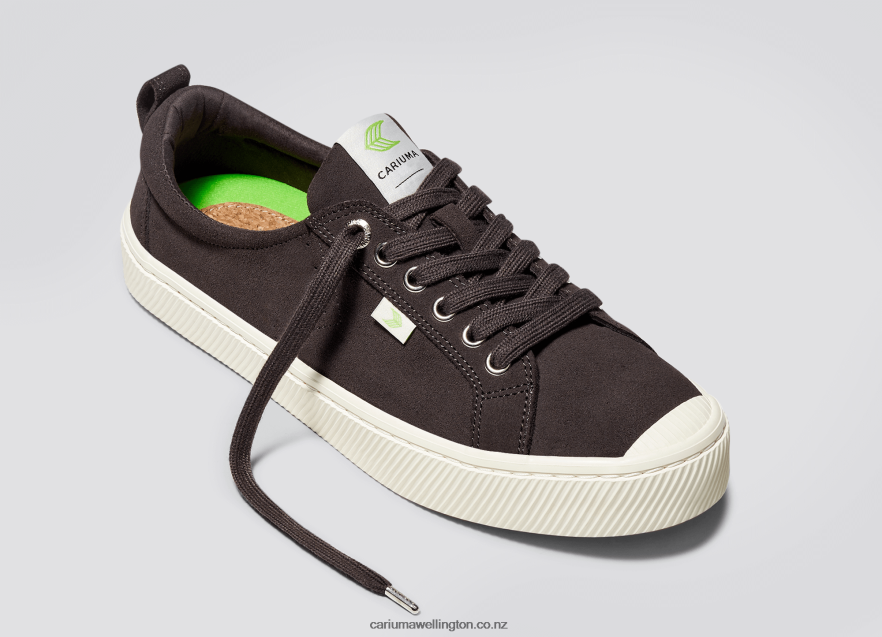 Men Cariuma Brown Suede TZ68P236