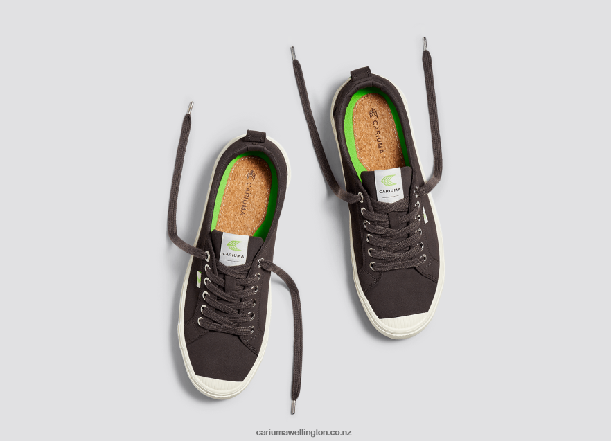 Men Cariuma Brown Suede TZ68P236