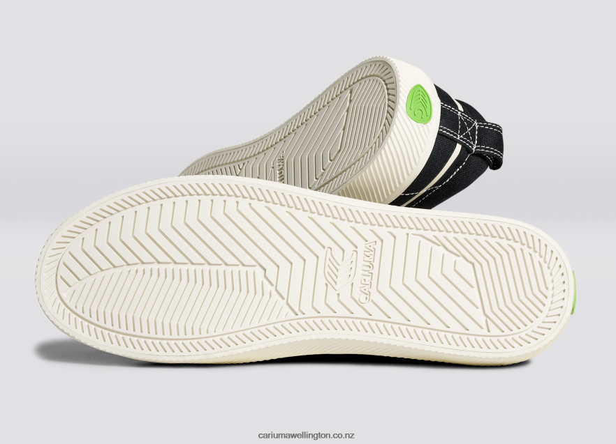 Men Cariuma Gerry Lopez Black Canvas TZ68P290
