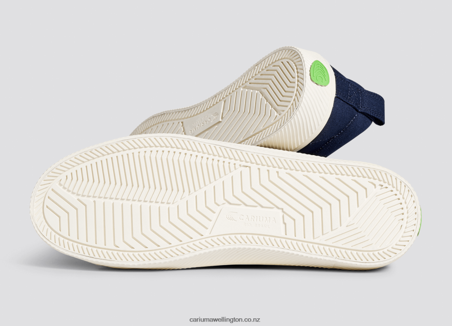 Men Cariuma Navy Canvas TZ68P28