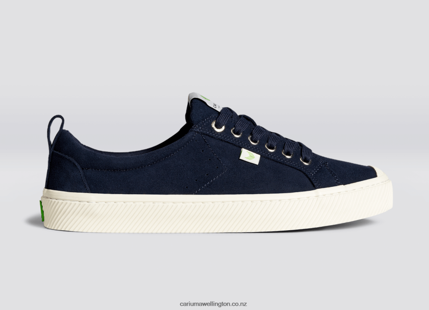 Men Cariuma Navy Suede TZ68P248