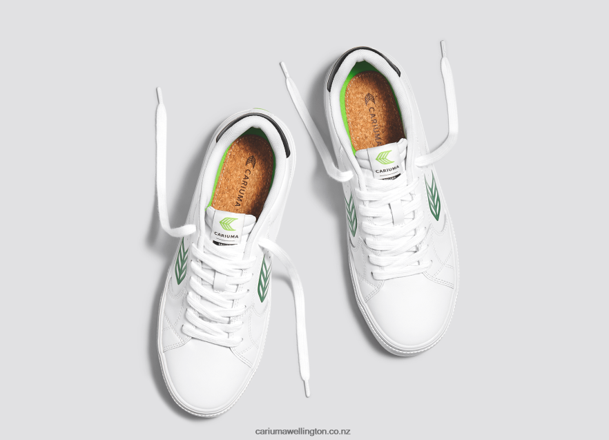 Men Cariuma White LWG Leather/Green TZ68P2101