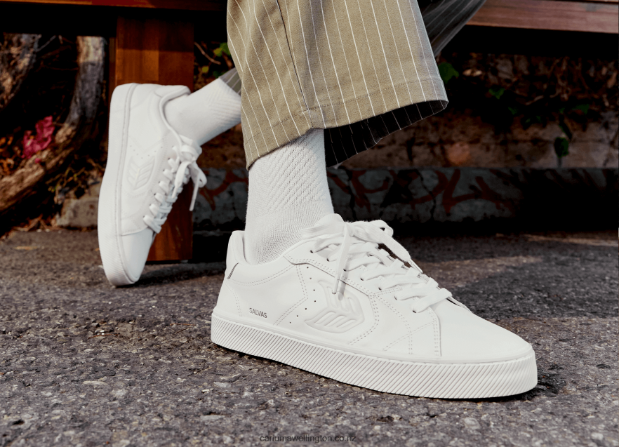 Men Cariuma White LWG Leather/Leopard TZ68P2100