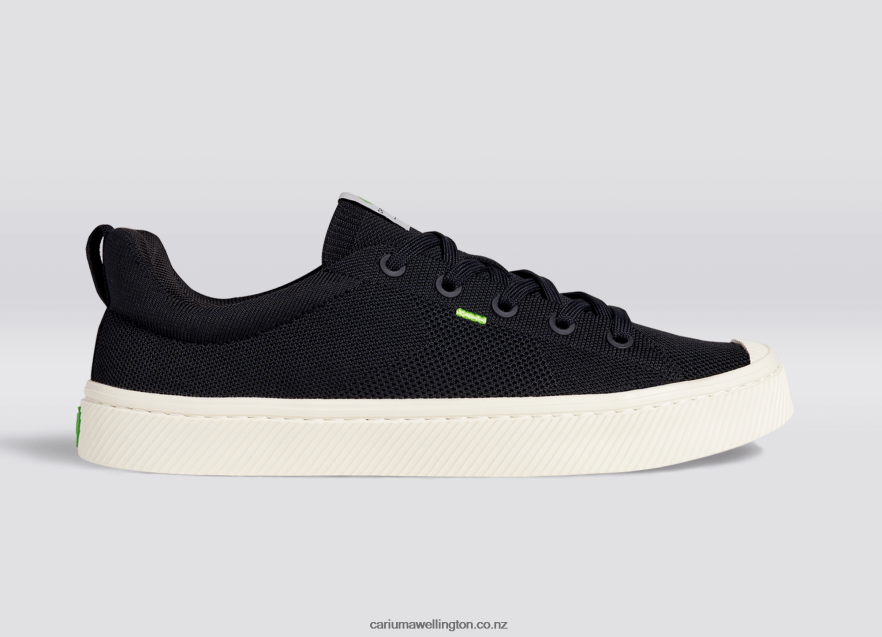 Women Cariuma Black Knit TZ68P2410