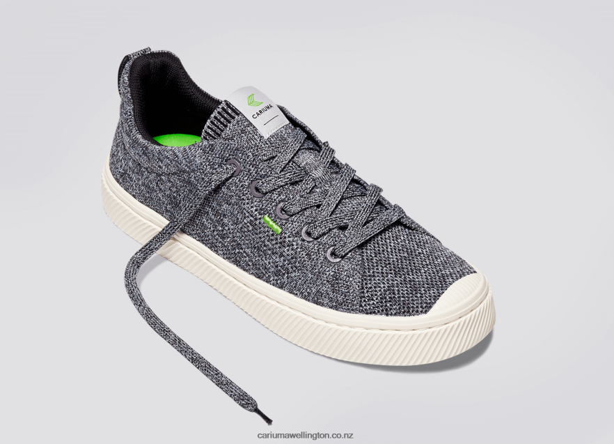 Women Cariuma Stone Grey Knit TZ68P2393