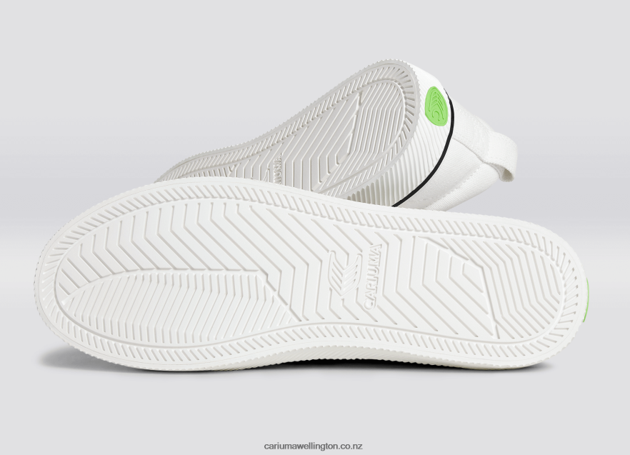 Women Cariuma Atari Off-White Canvas TZ68P2308