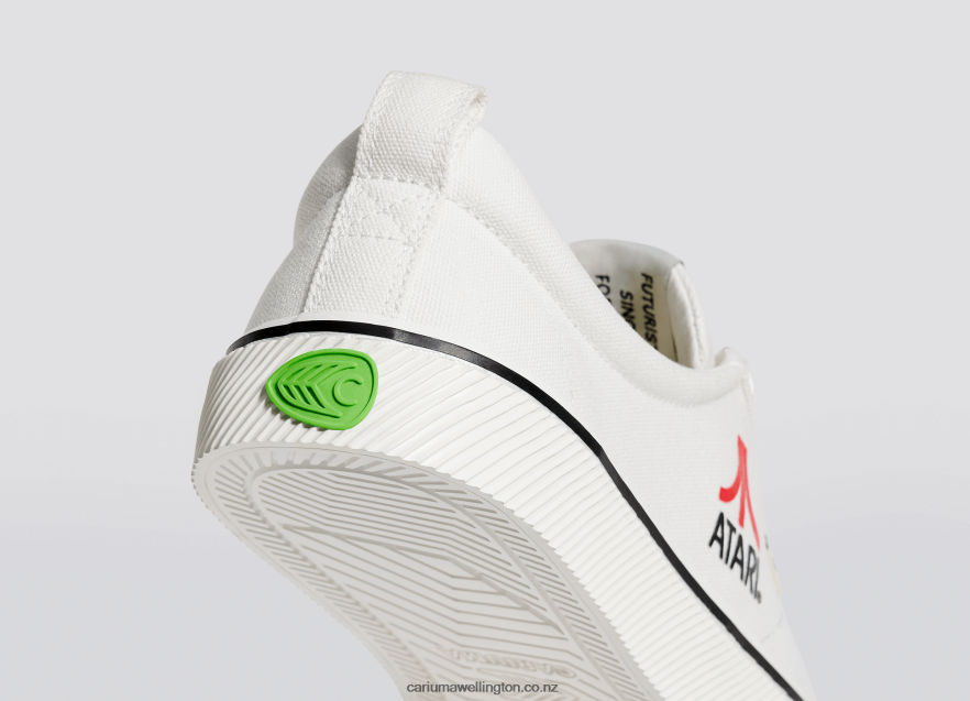 Women Cariuma Atari Off-White Canvas TZ68P2308