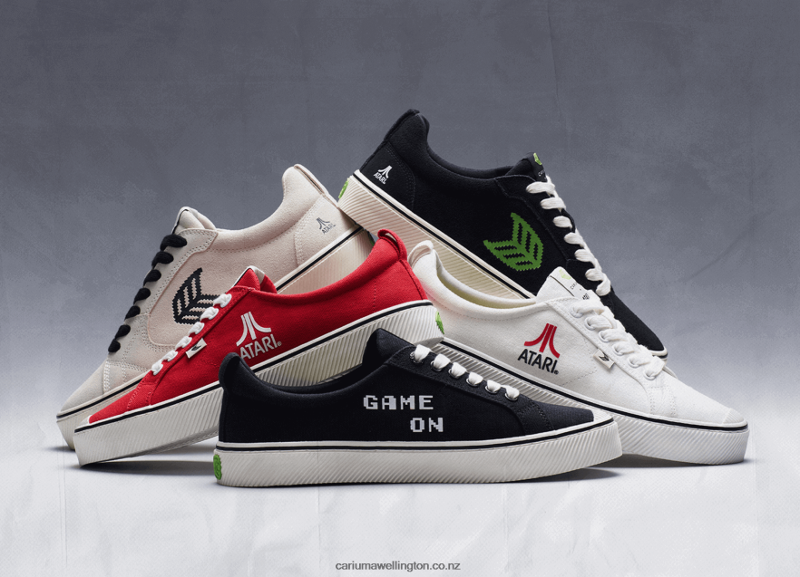 Women Cariuma Atari Off-White Canvas TZ68P2308