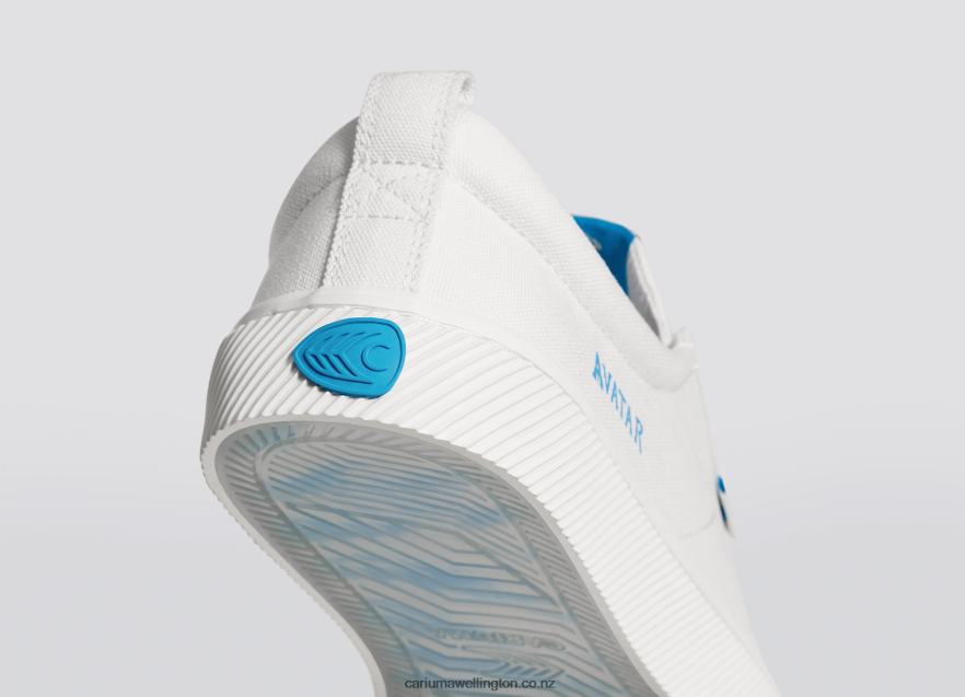 Women Cariuma Avatar Off-White Canvas TZ68P2258