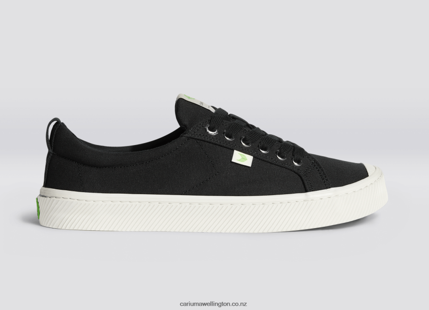 Women Cariuma Black Canvas TZ68P2238