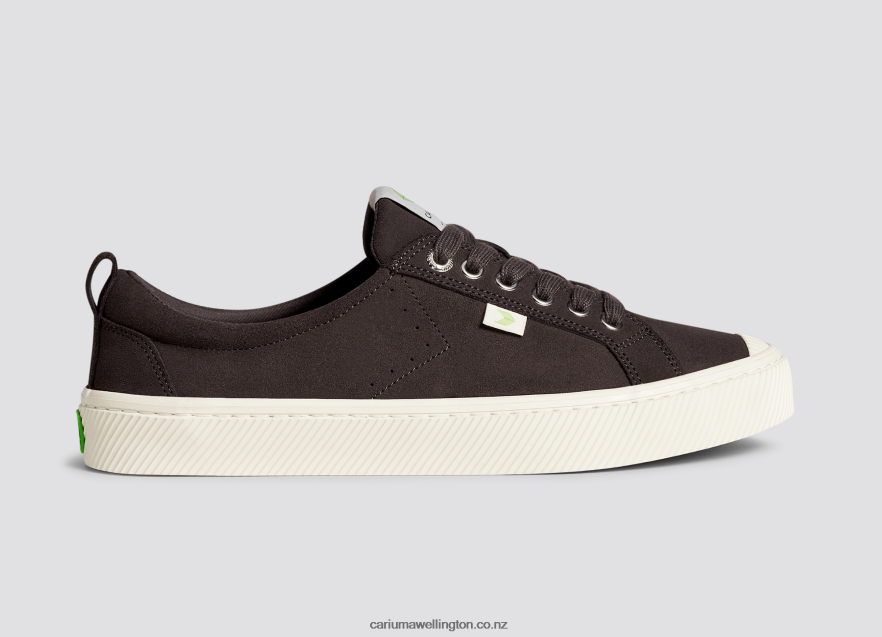 Women Cariuma Brown Suede TZ68P2257
