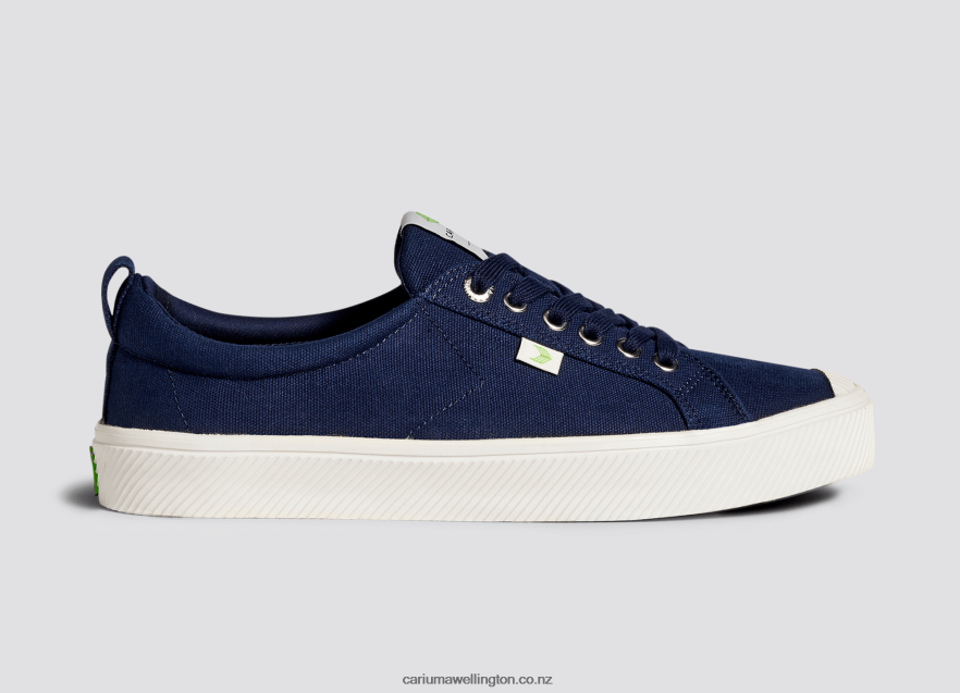 Women Cariuma Navy Canvas TZ68P2239