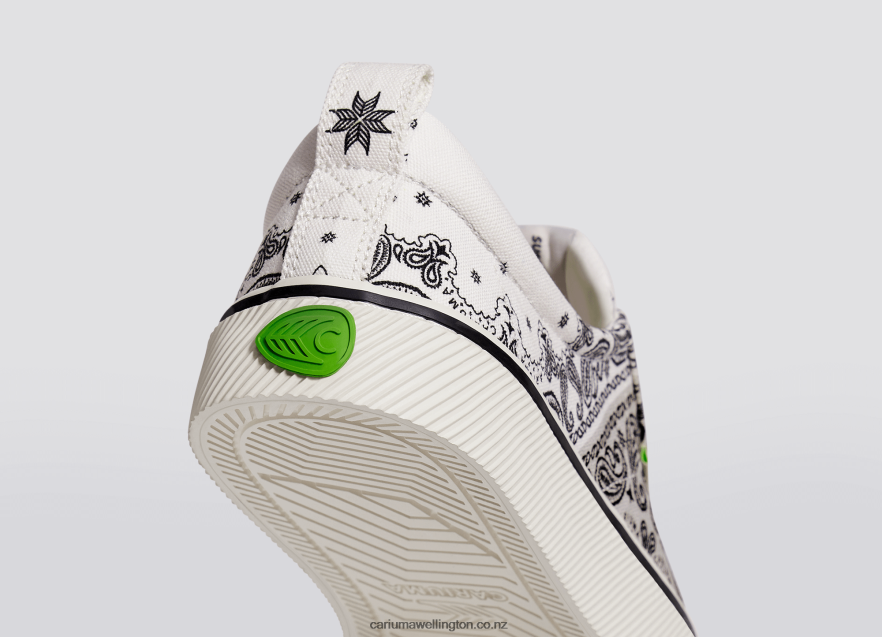 Women Cariuma Off-White Bandana Canvas TZ68P2234
