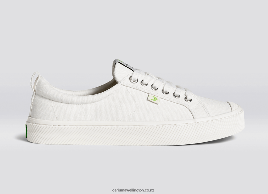 Women Cariuma Off-White Canvas TZ68P2218