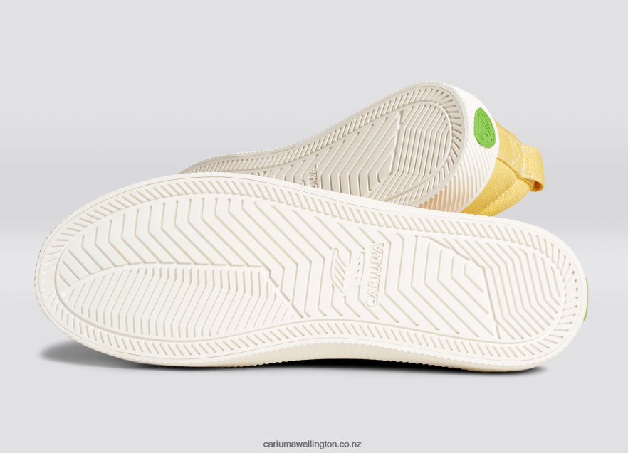 Women Cariuma Pantone Cornsilk Canvas TZ68P2268