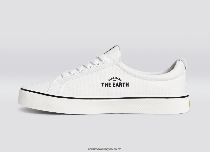 Women Cariuma Peanuts Earth Off-White Canvas TZ68P2299