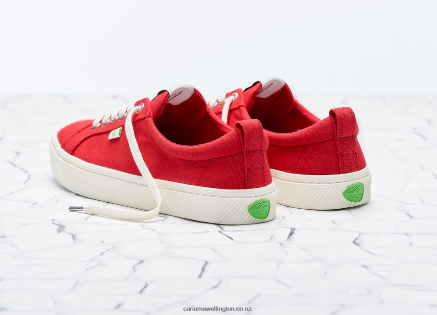 Women Cariuma Red Canvas TZ68P2224