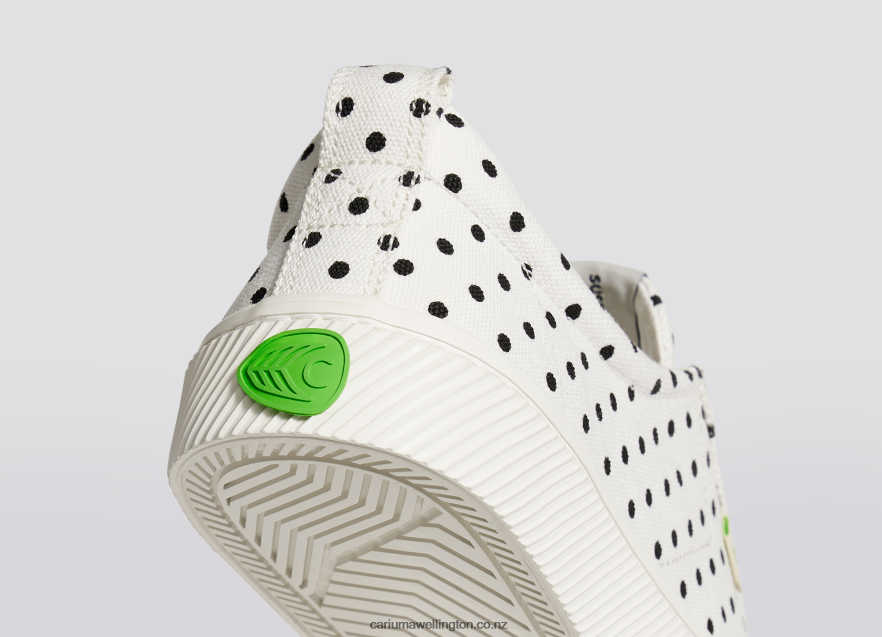 Women Cariuma White Polka Dots Canvas TZ68P2265