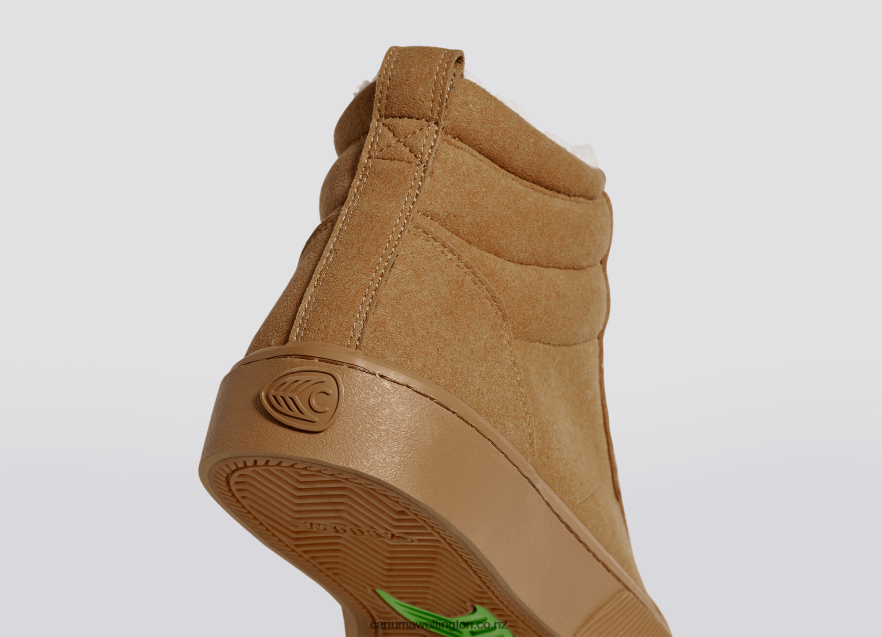 Women Cariuma Therma All Camel Suede TZ68P2286
